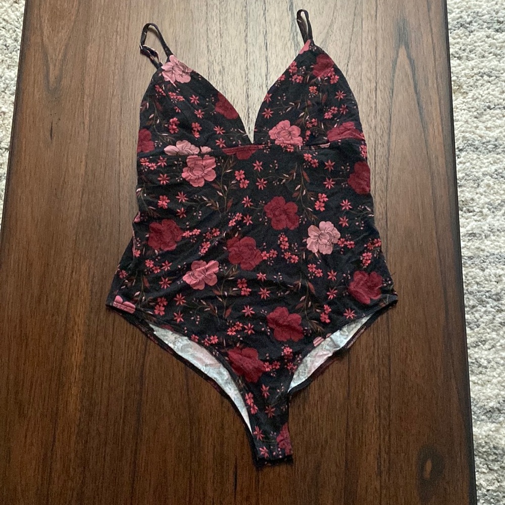 Forever 21 bodysuit, size medium